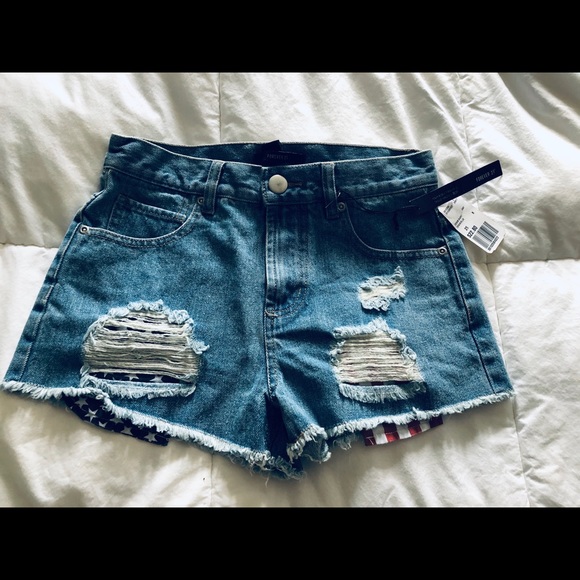 Forever 21 Denim Shorts - Picture 5 of 11